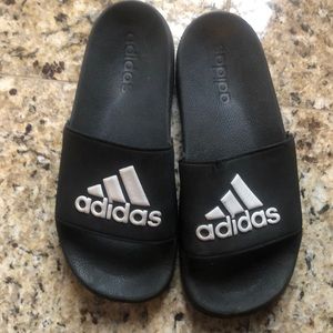 Adidas slides size 4 in juniors